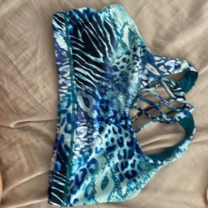 CVG sports bra size large